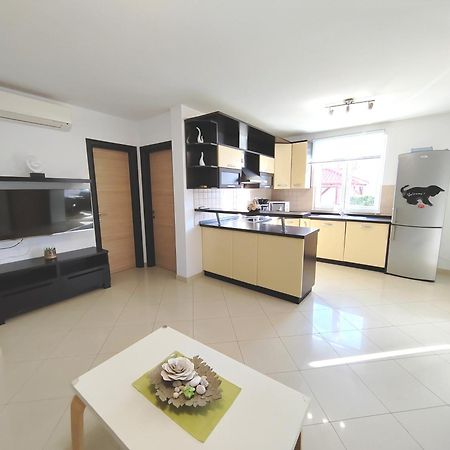 Apartments Mia Baška Eksteriør bilde