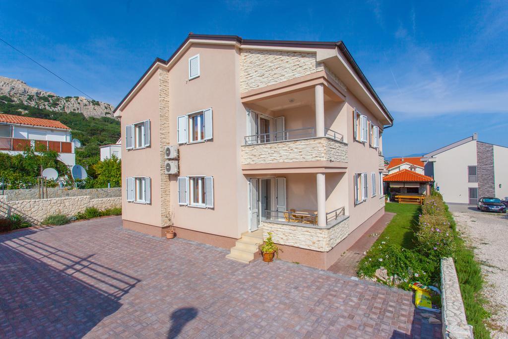 Apartments Mia Baška Eksteriør bilde