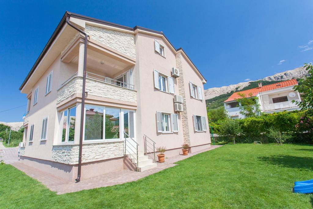 Apartments Mia Baška Eksteriør bilde