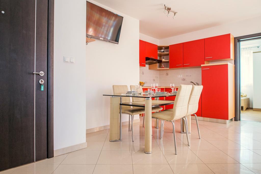 Apartments Mia Baška Eksteriør bilde