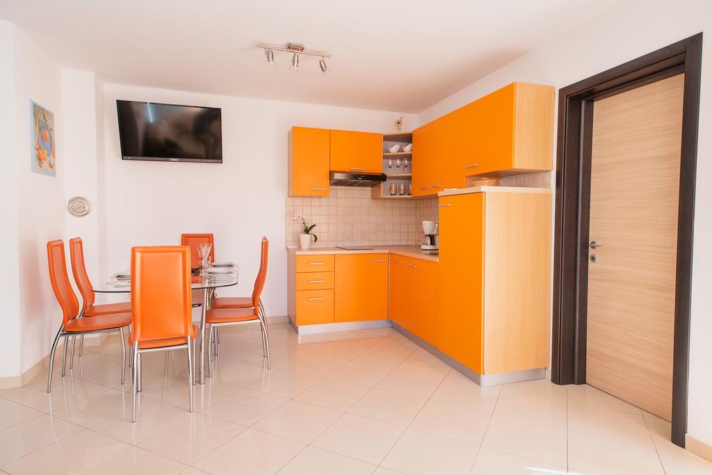 Apartments Mia Baška Eksteriør bilde
